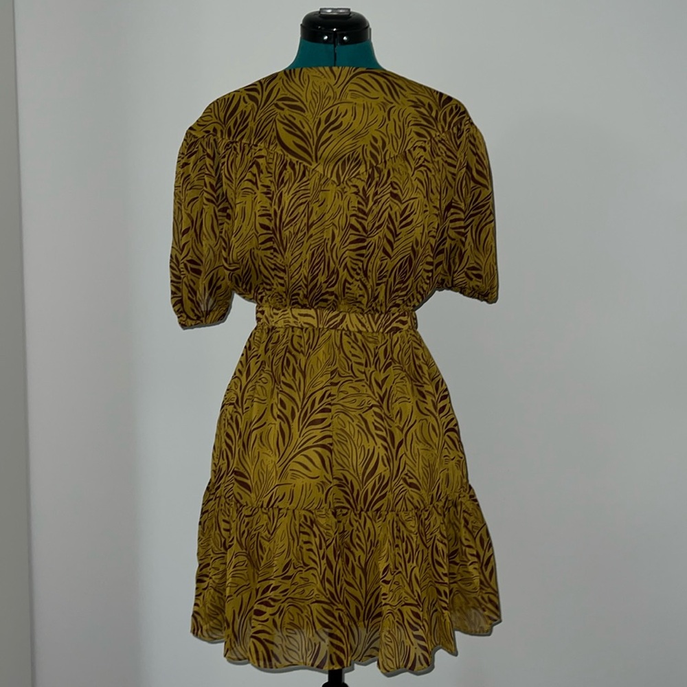 New without a tag, Ted Baker London dress. Size 1 Ted.